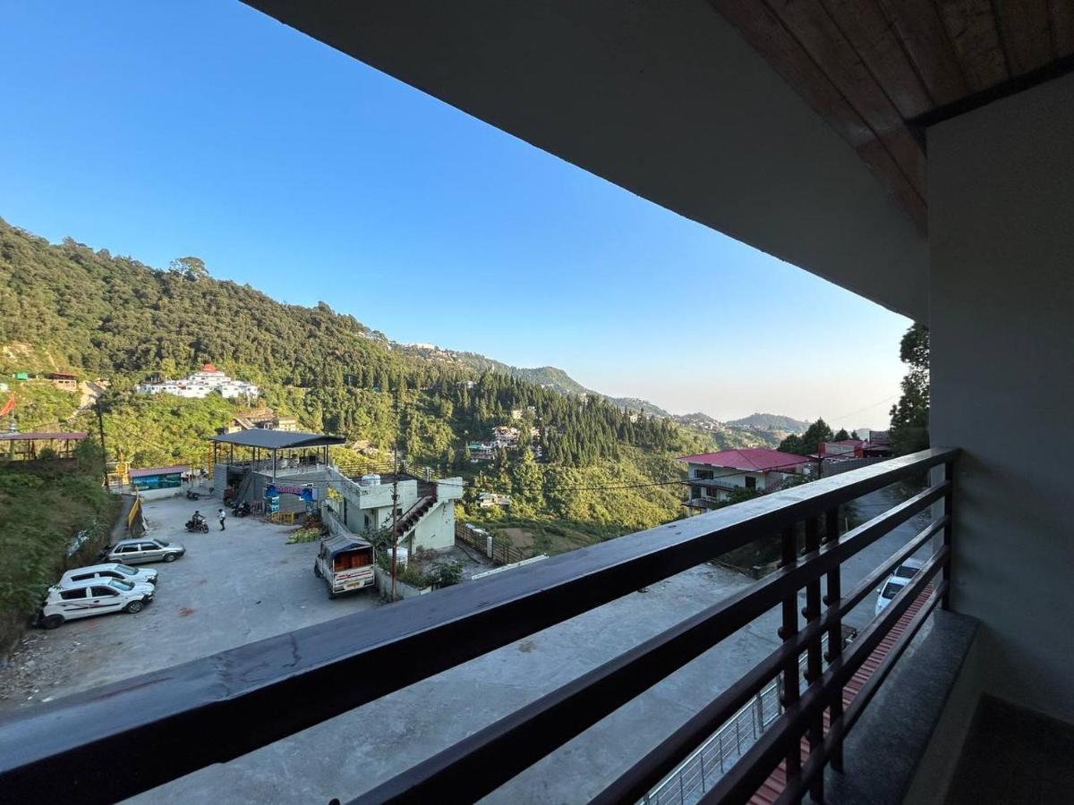Hotel 7 Heavens Mussoorie Kültér fotó