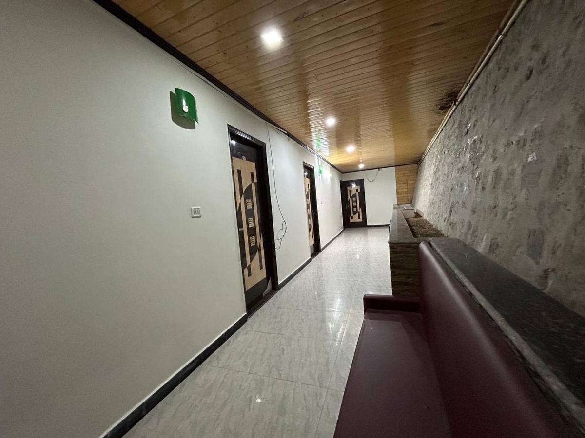 Hotel 7 Heavens Mussoorie Kültér fotó